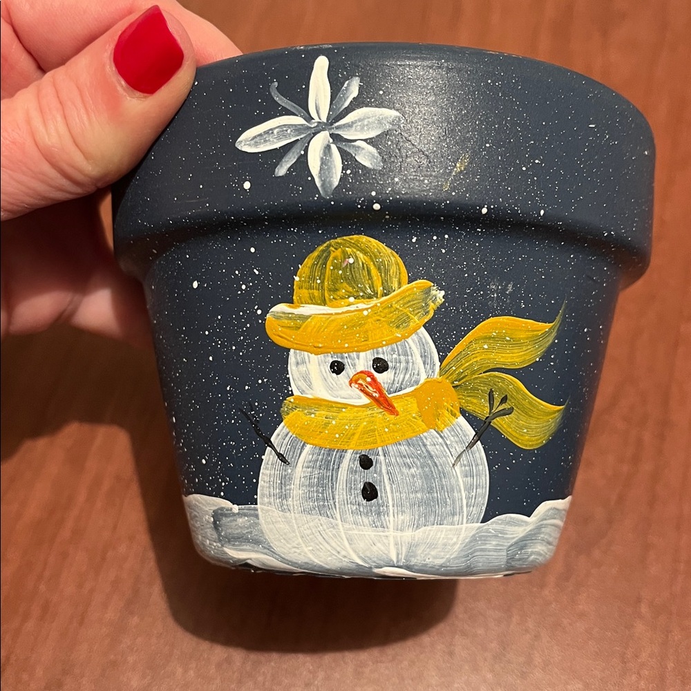 Set of 2 Small Hand Painted Terracotta Planters - Picture 3 of 10